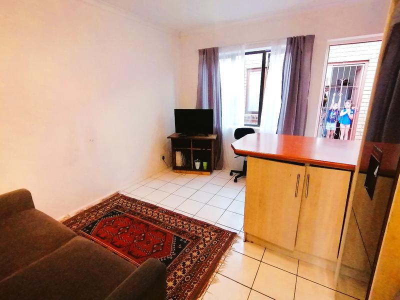 1 Bedroom Property for Sale in Morgenster Western Cape